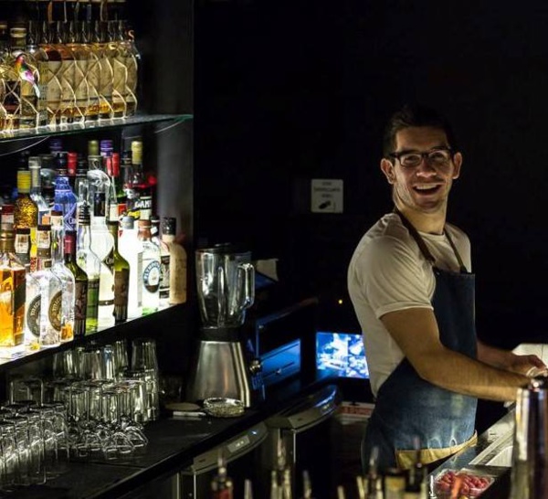 Bartenders at work by Infosbar : le CV express de Romain Plagnat
