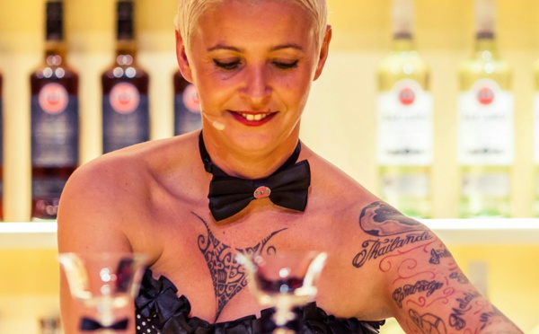 Bartenders at work by Infosbar : le CV express de Cathy Mutis