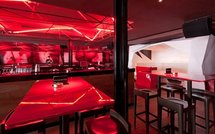 Le Bar Rouge par Naço Architectures à Shanghaï
